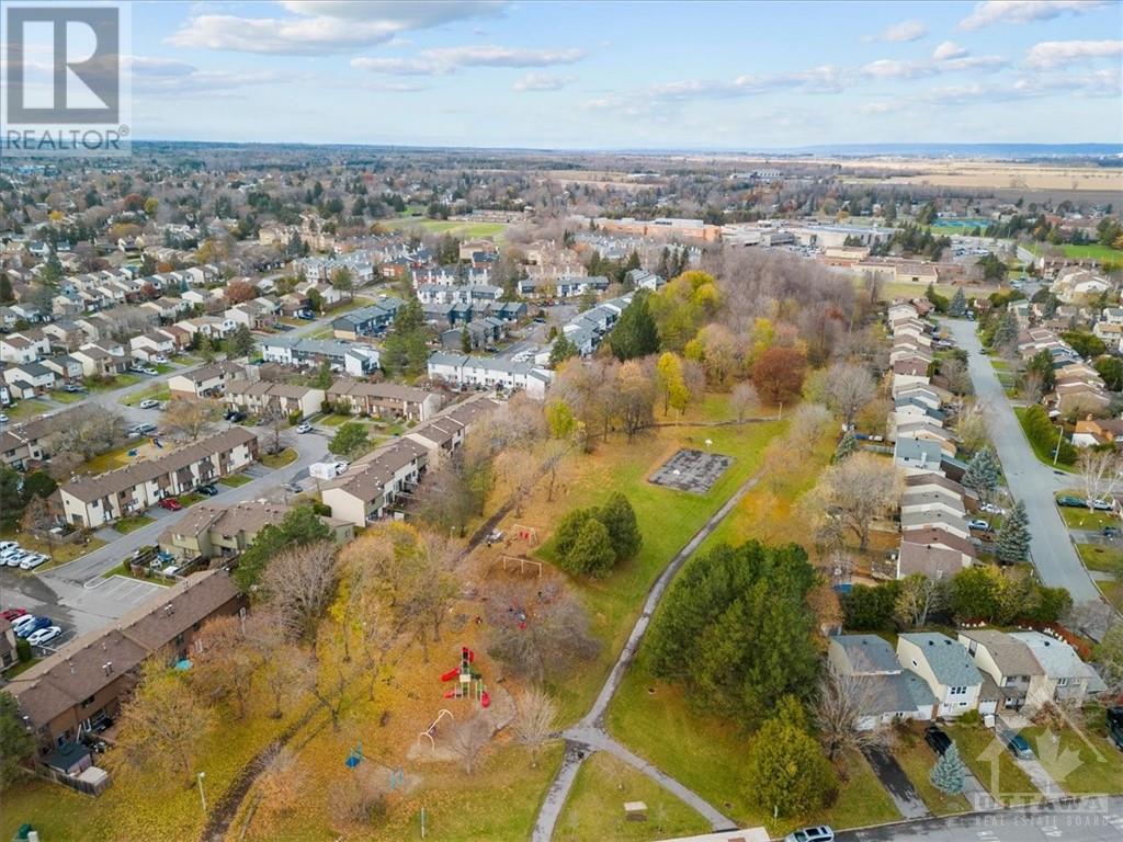 2 SPRING GROVE LANE UNIT#D, #D