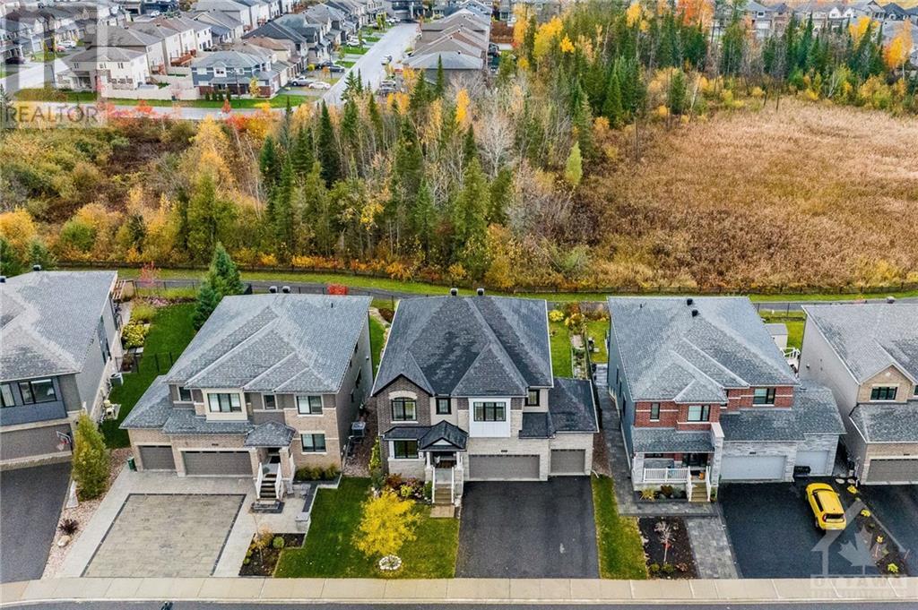 318 EAGLEHEAD CRESCENT