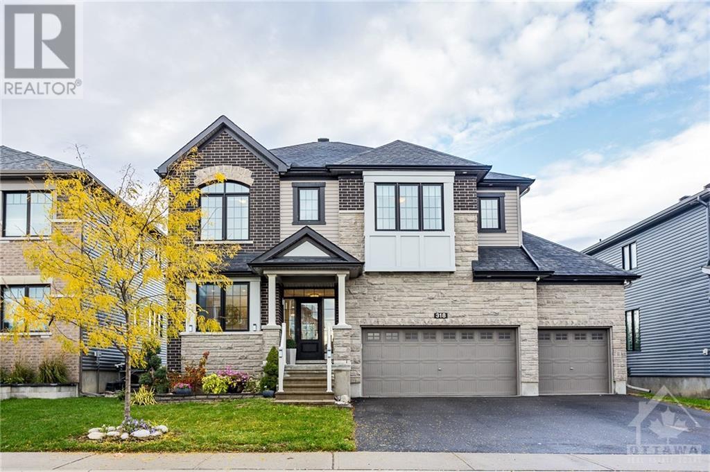 318 EAGLEHEAD CRESCENT
