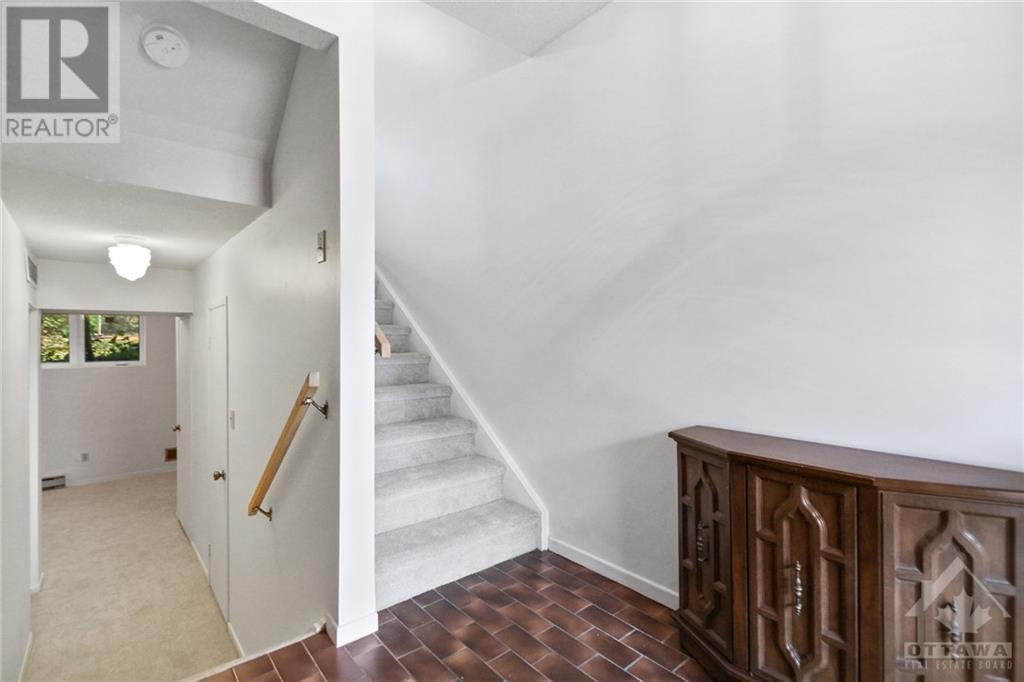 655 RICHMOND ROAD UNIT#19, #19