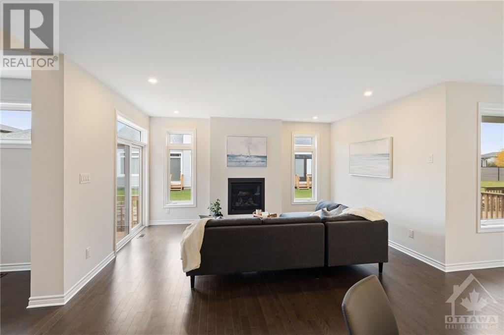 764 PETANQUE CRESCENT