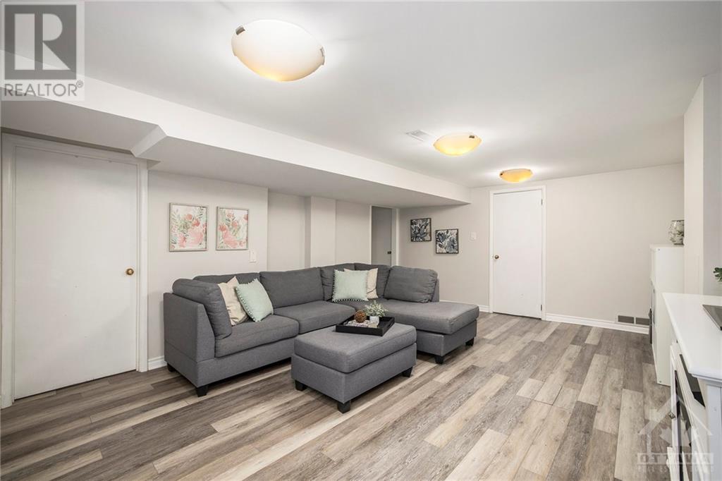 1270 ERINDALE DRIVE