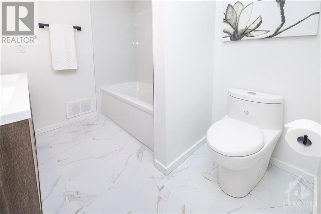 795 EASTVALE DRIVE