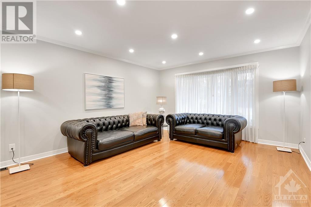 86 COUNTRY CLUB DRIVE