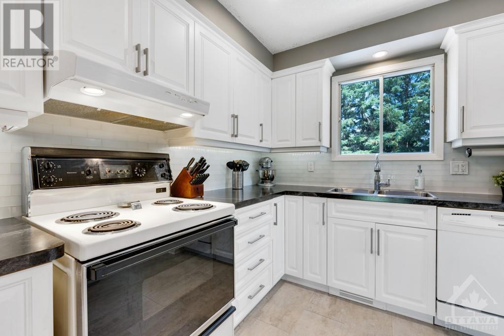 840 RAMSAY CONCESSION 8 ROAD