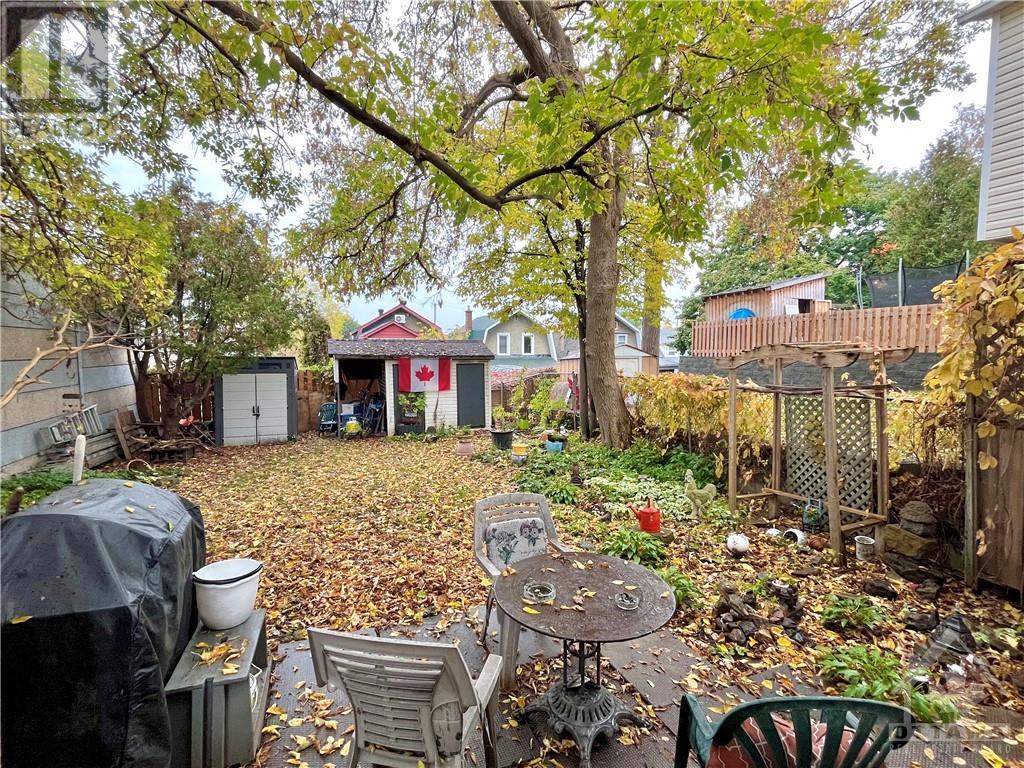 130 SHERBROOKE AVENUE