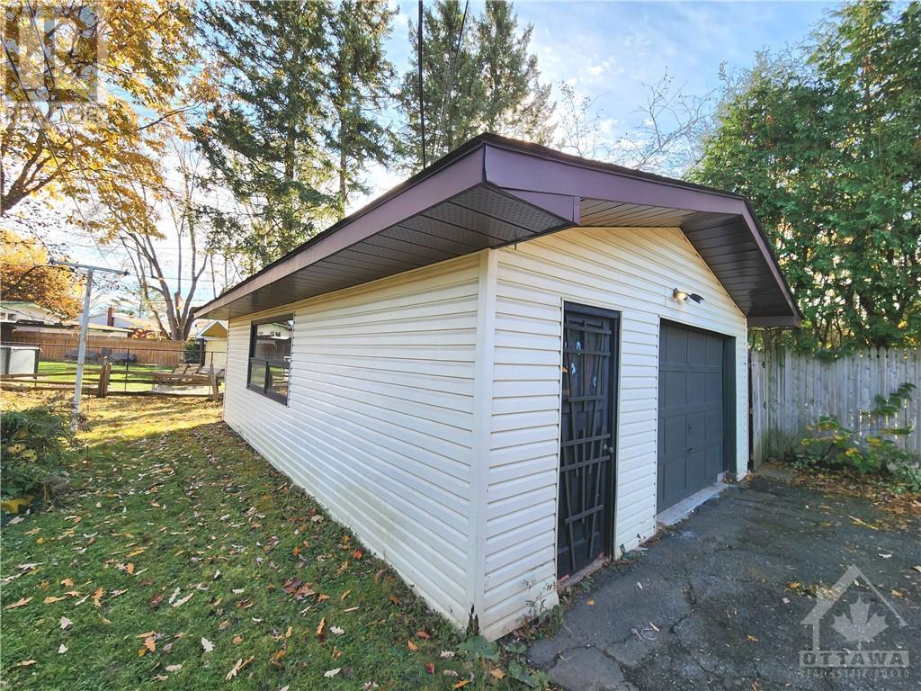 236 KENNEDY LANE WEST