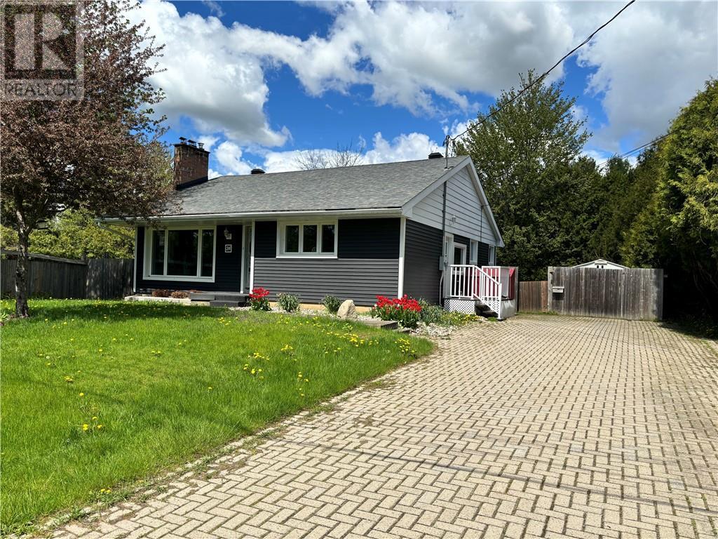 24 ALTA VISTA DRIVE