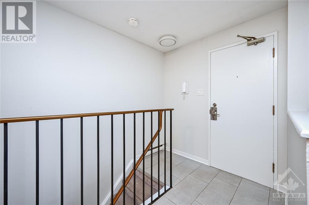 8 SWEETBRIAR CIRCLE UNIT#3, #3