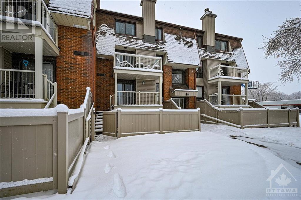 8 SWEETBRIAR CIRCLE UNIT#3, #3