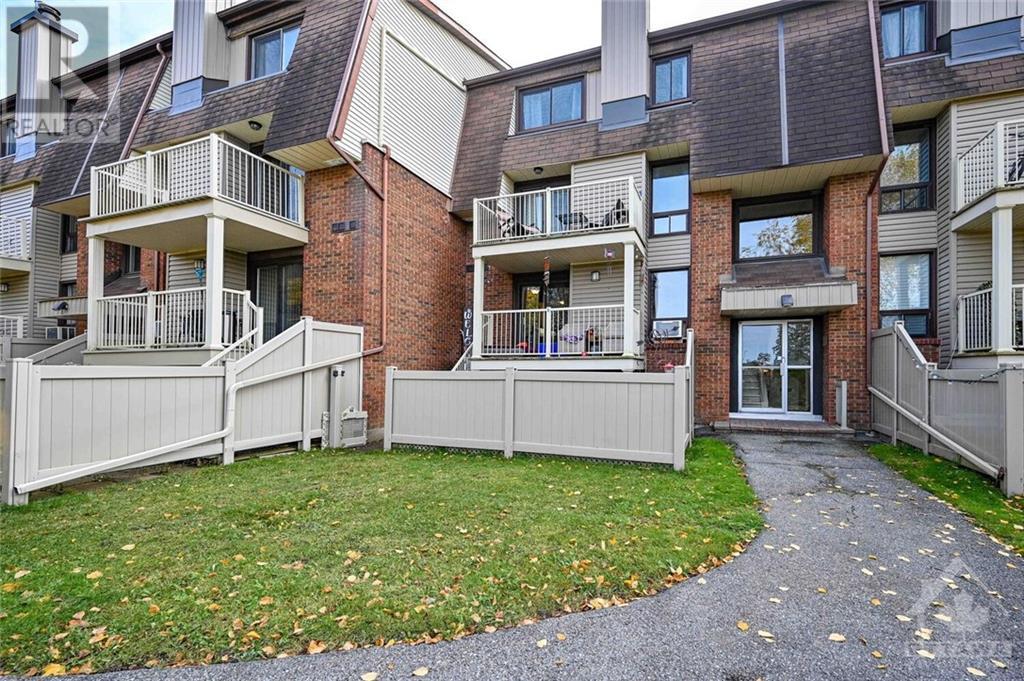 8 SWEETBRIAR CIRCLE UNIT#3, #3