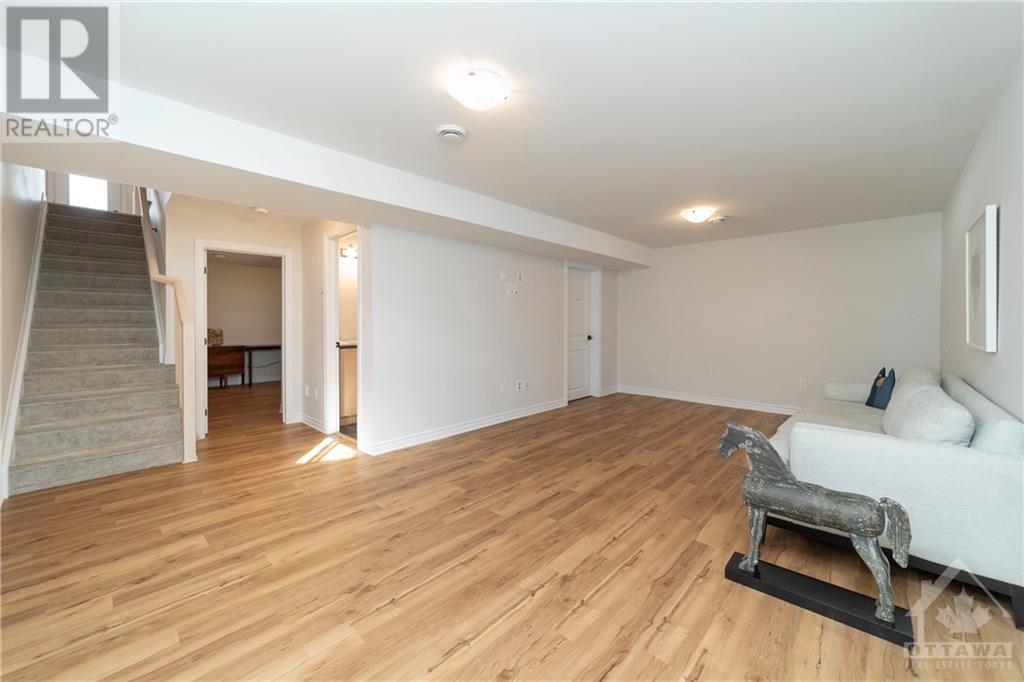 211 KINDERWOOD WAY