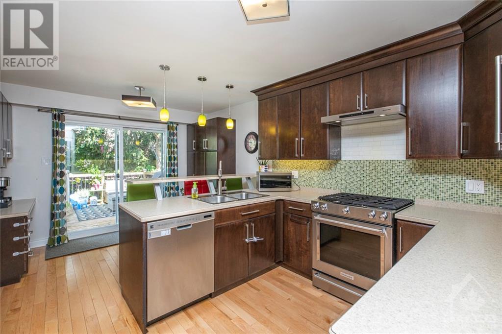 1536 DES GRIVES CRESCENT