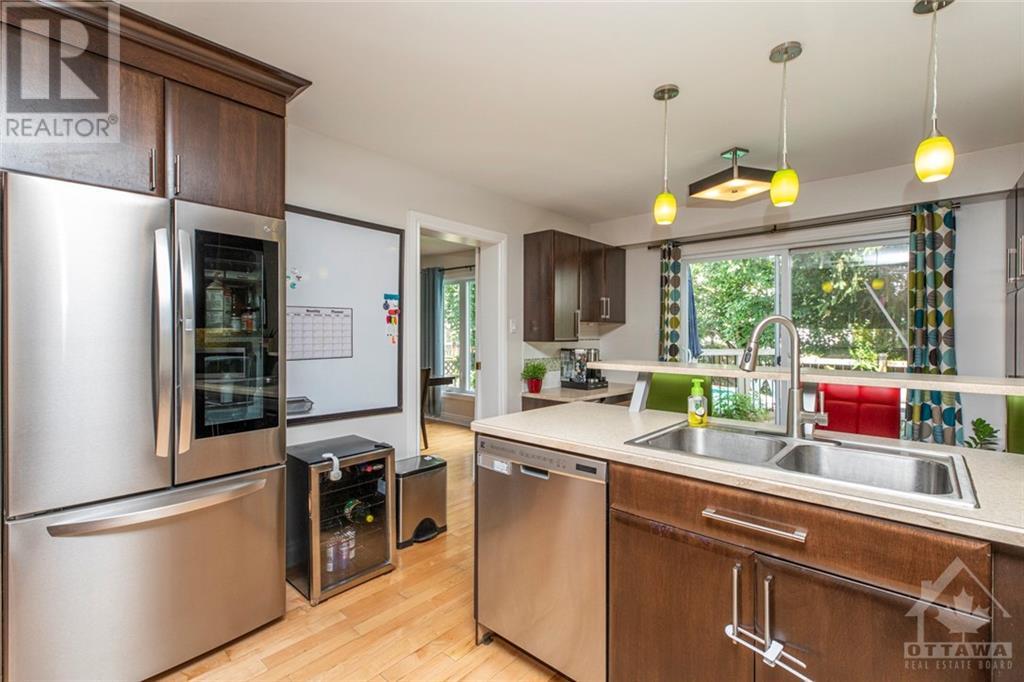 1536 DES GRIVES CRESCENT