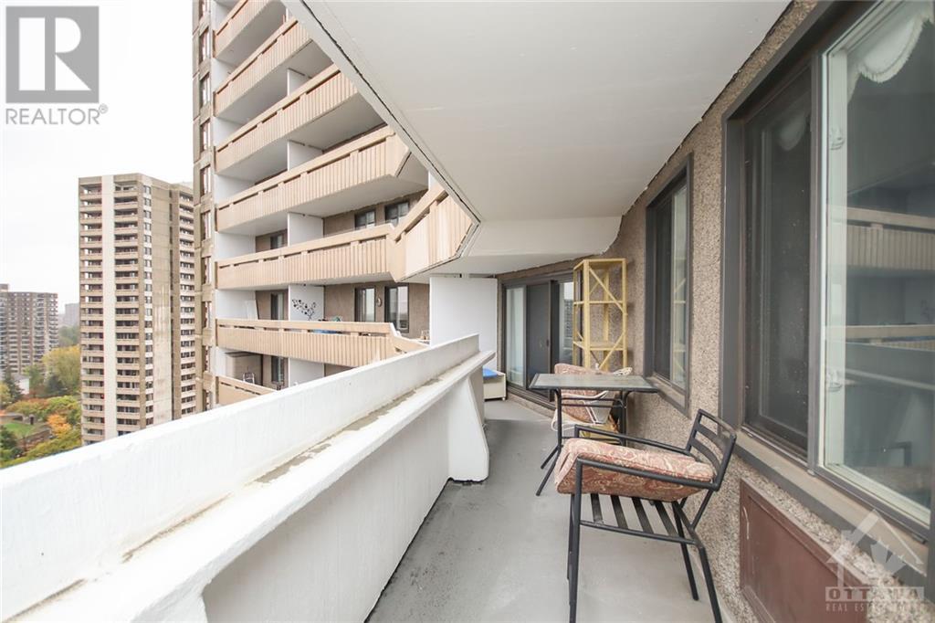 1081 AMBLESIDE DRIVE UNIT#1604, #1604