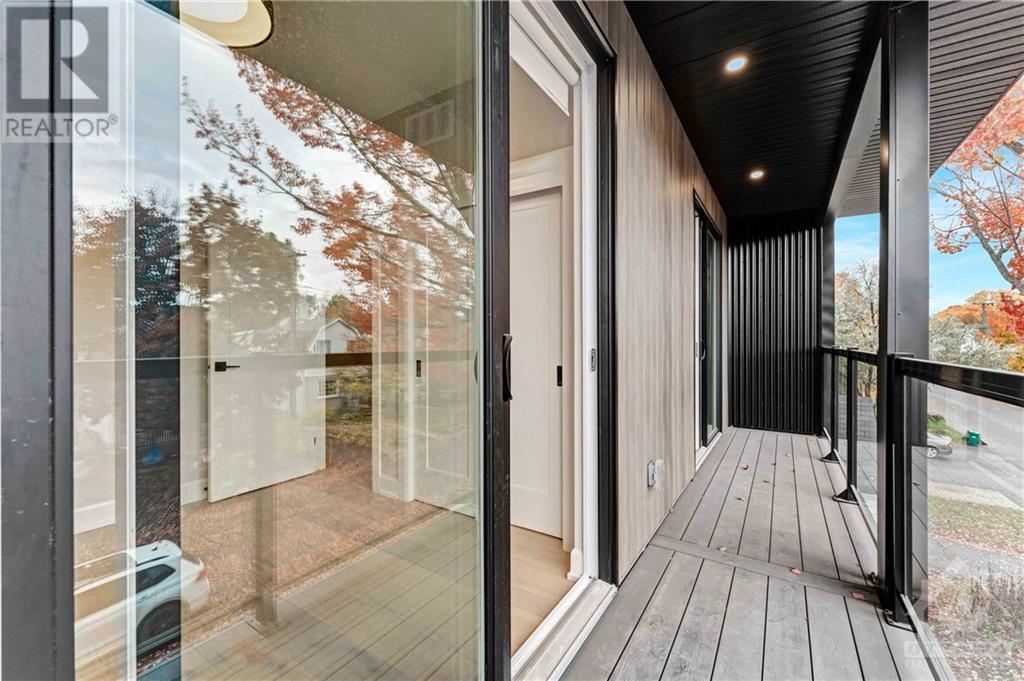 292 DUNCAIRN AVENUE UNIT#A, #A