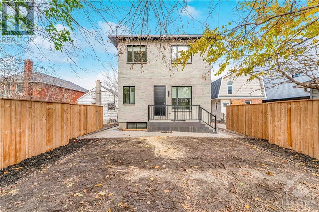 294 DUNCAIRN AVENUE UNIT#A, #A
