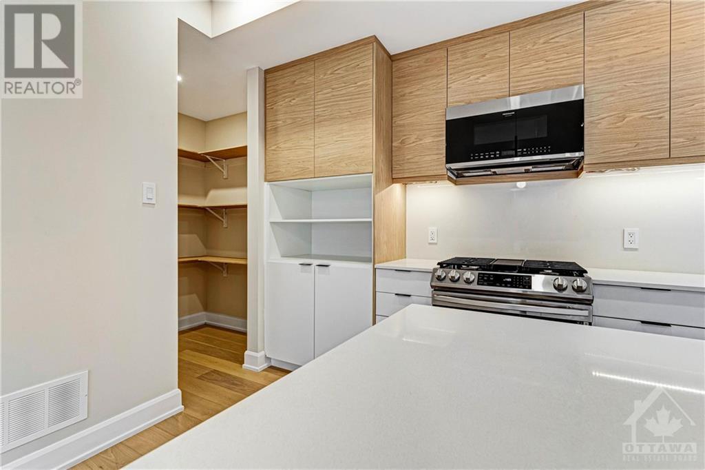 294 DUNCAIRN AVENUE UNIT#A, #A
