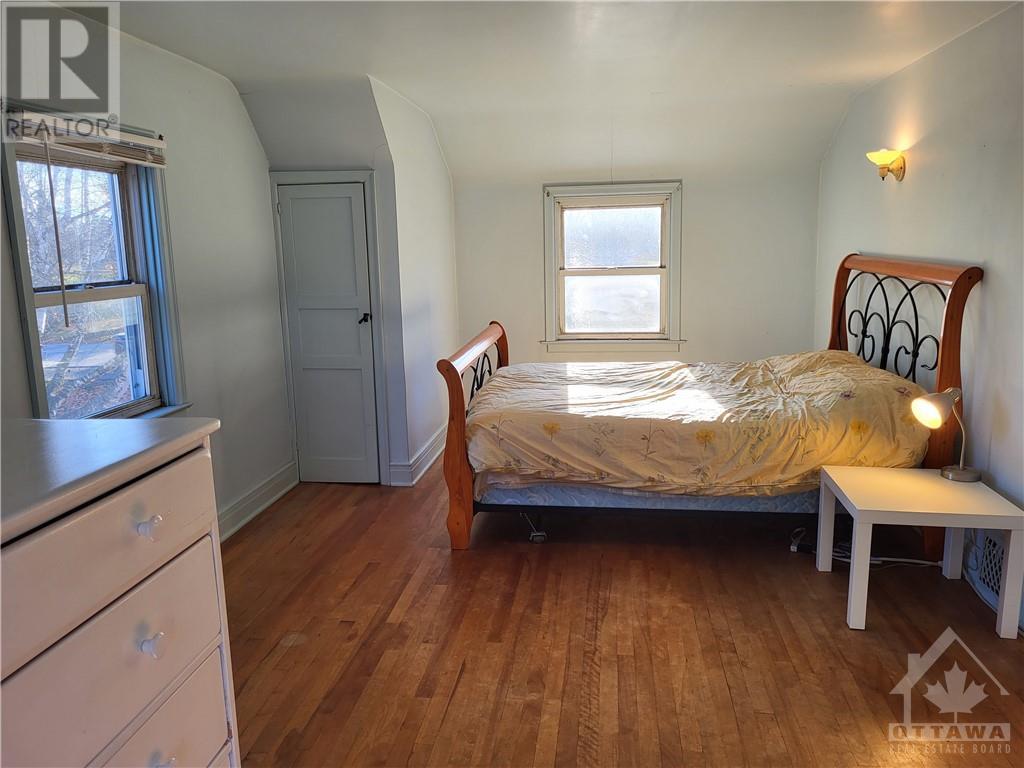 5687 FIRST LINE ROAD