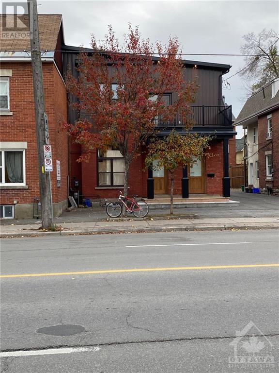 258,260,262,264 BRONSON AVENUE