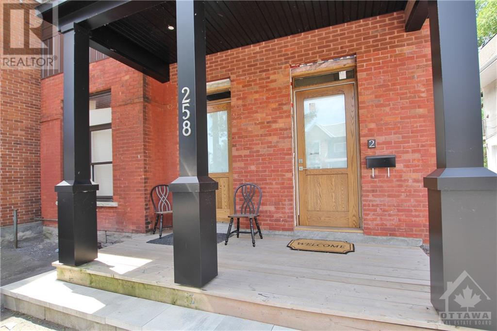 258,260,262,264 BRONSON AVENUE