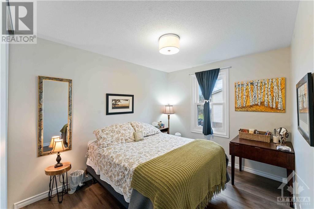 1741 LAMOUREUX DRIVE UNIT#B, #B