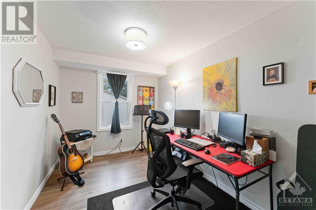 1741 LAMOUREUX DRIVE UNIT#B, #B