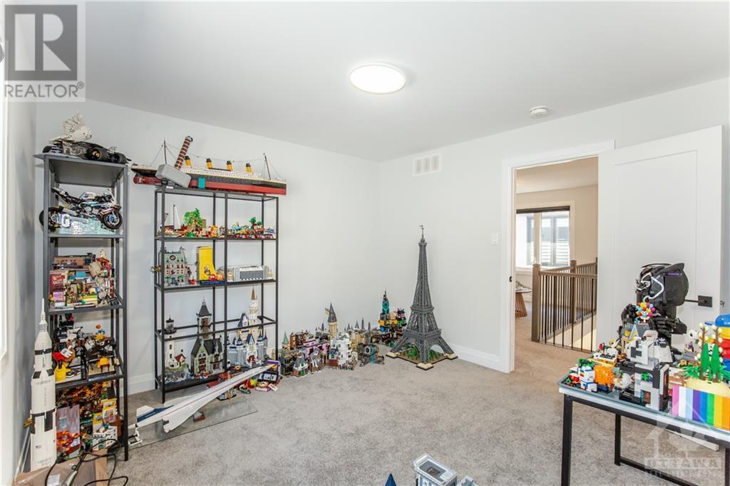 213 PINGWI PLACE