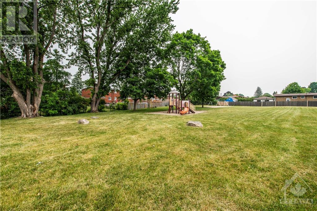 118 VIEWMOUNT DRIVE