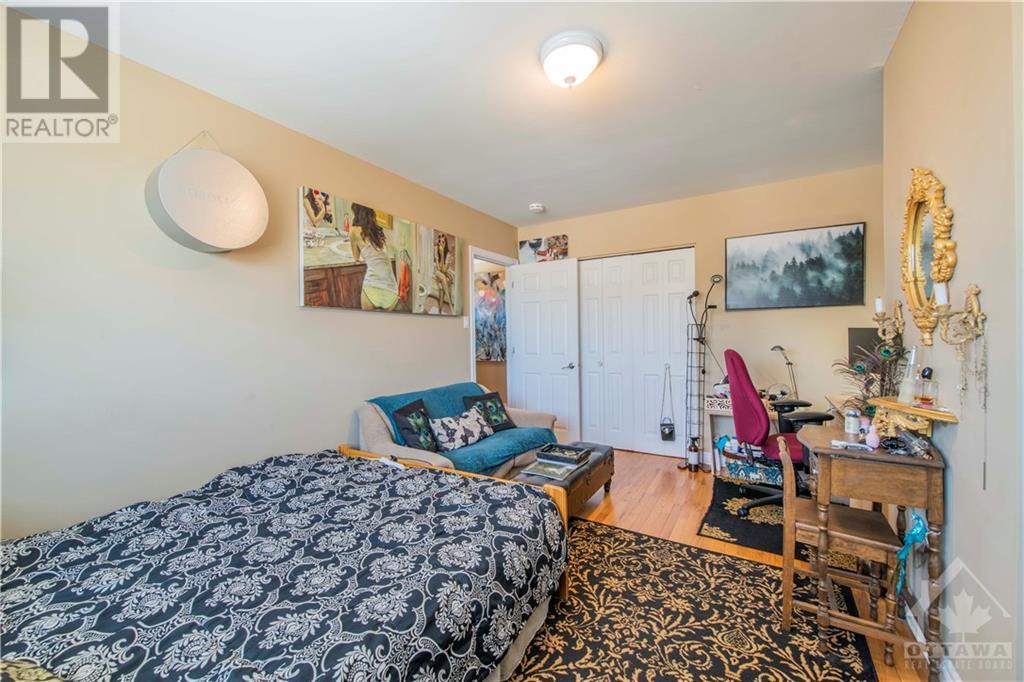118 VIEWMOUNT DRIVE