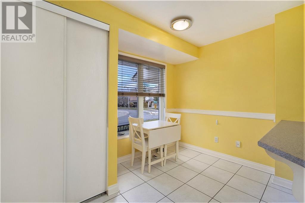 300 CRESTHAVEN DRIVE