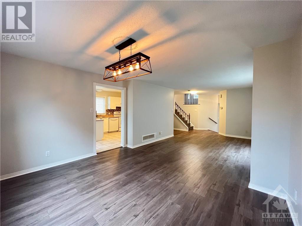 55 WOODFORD WAY
