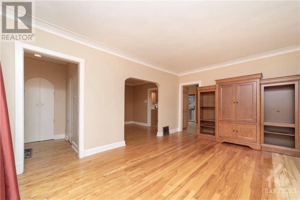 579 RICHMOND ROAD