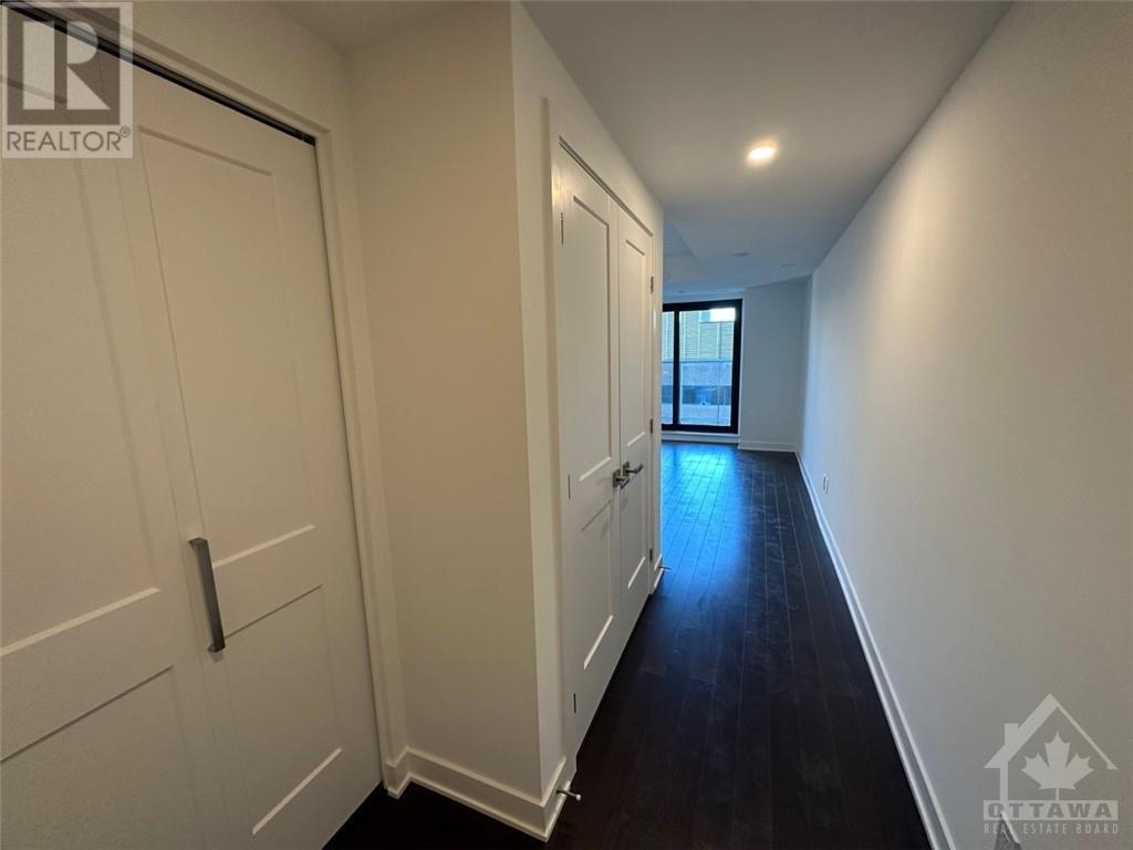 340 QUEEN STREET UNIT#1402, #1402
