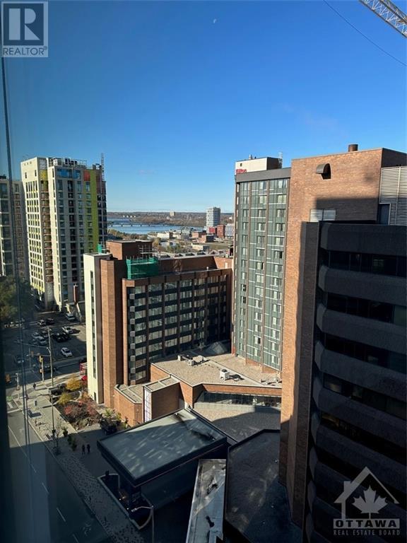 340 QUEEN STREET UNIT#1402, #1402