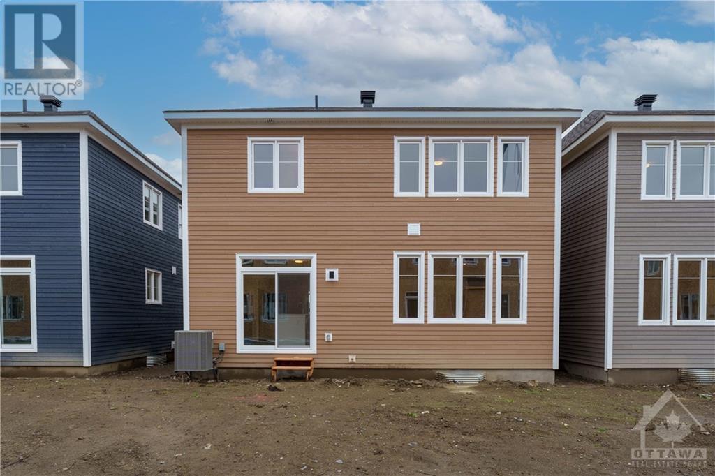 114 HACKAMORE CRESCENT