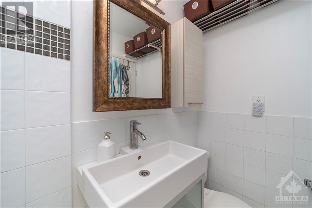 12 CORKSTOWN RD ROAD UNIT#121, #121