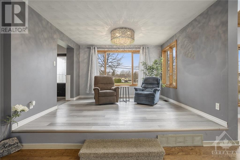 277 RUSSETT DRIVE