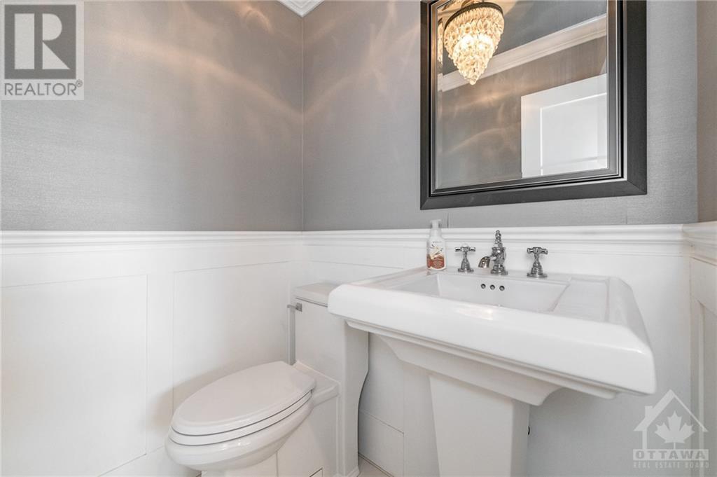 1238 BARNWELL CRESCENT