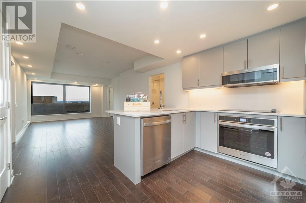 340 QUEEN STREET UNIT#1405, #1405