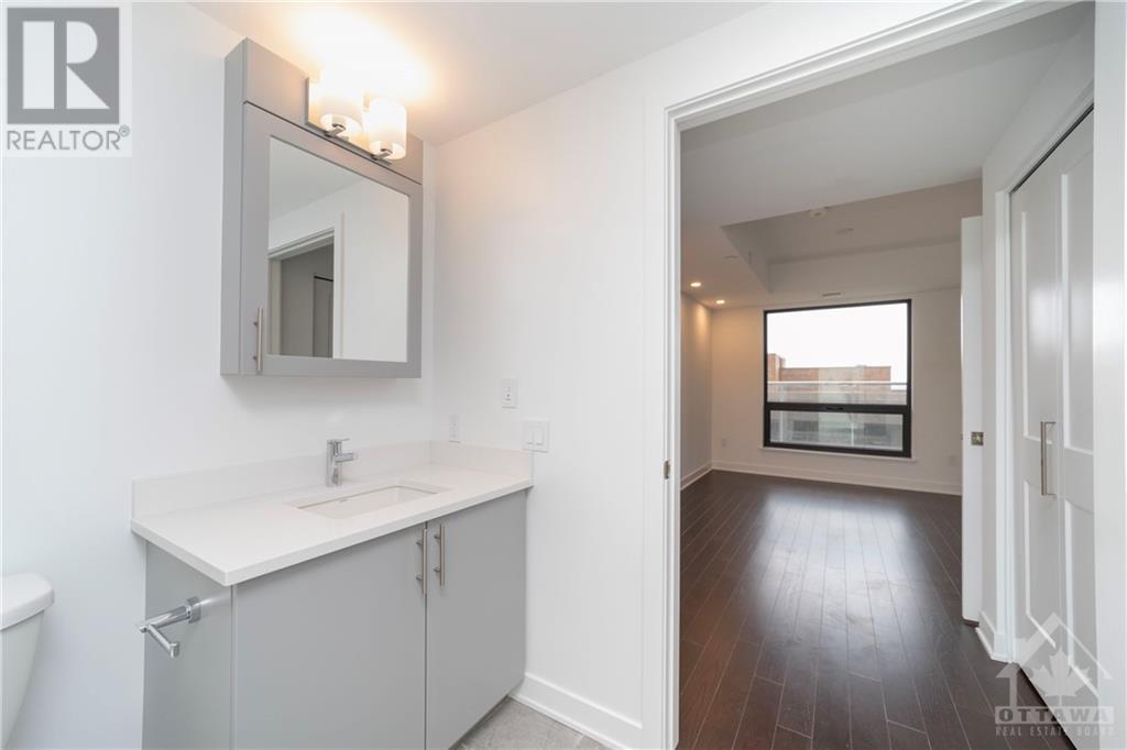 340 QUEEN STREET UNIT#1405, #1405