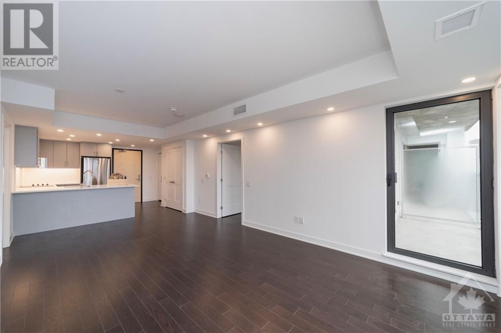 340 QUEEN STREET UNIT#1405, #1405