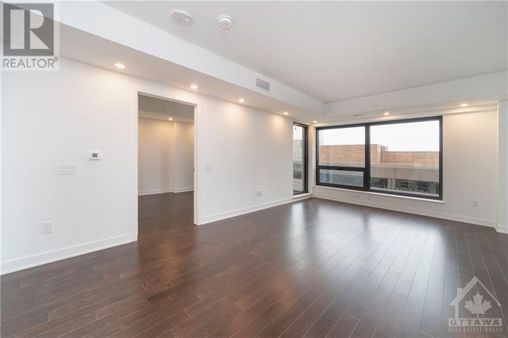340 QUEEN STREET UNIT#1405, #1405