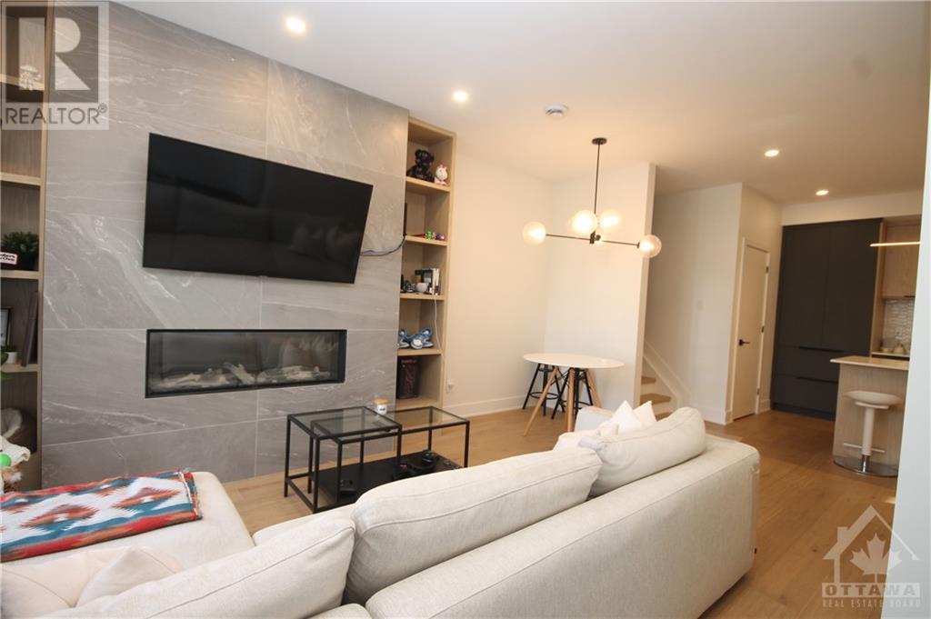 284 DOVERCOURT AVENUE UNIT#A, #A