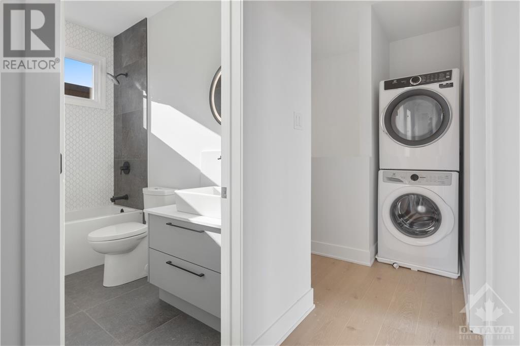 284 DOVERCOURT AVENUE UNIT#D, #D