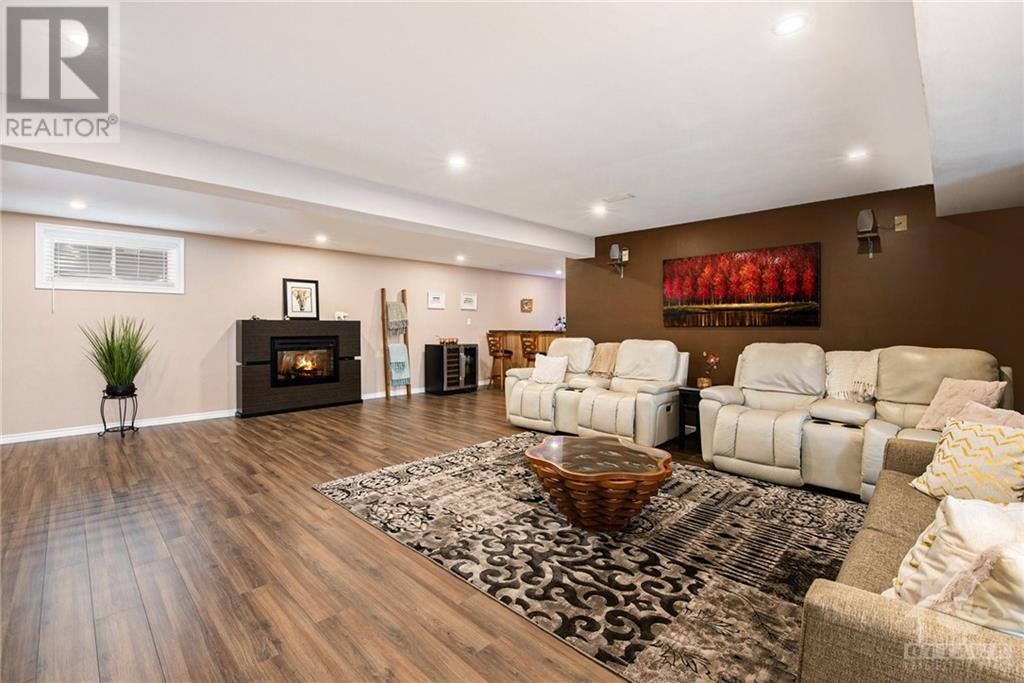 302 EQUINELLE DRIVE