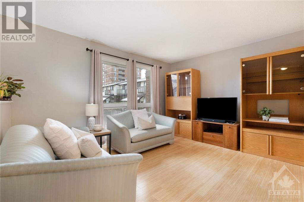 403 MONTFORT STREET UNIT#3, #3