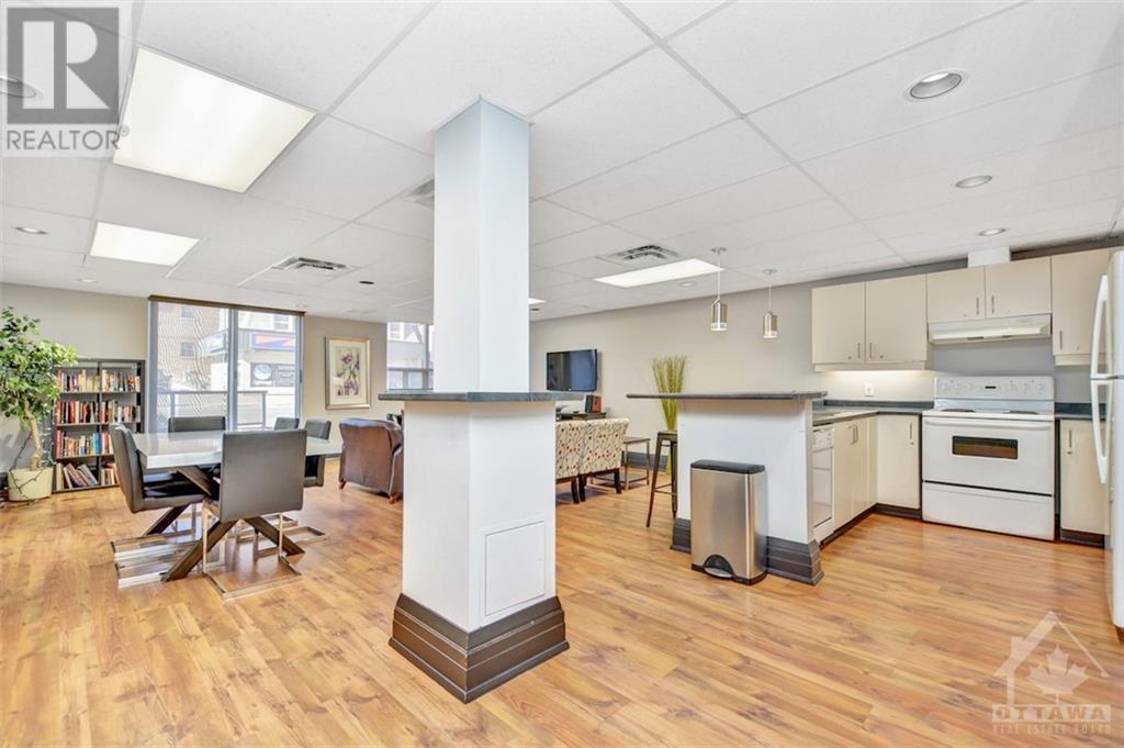 429 SOMERSET STREET W UNIT#1401, #1401