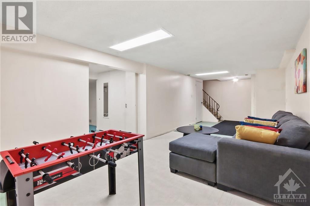 1316 FERNWOOD DRIVE