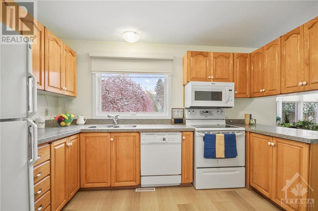 1316 FERNWOOD DRIVE